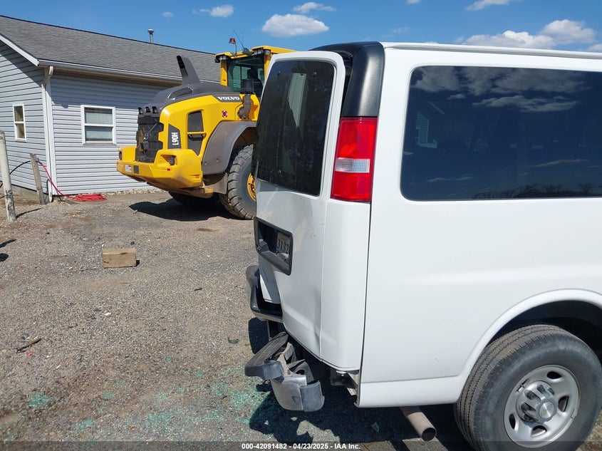 2021 CHEVROLET EXPRESS PASSENGER RWD 3500 EXTENDED WHEELBASE LT - 1GAZGPF79M1309779