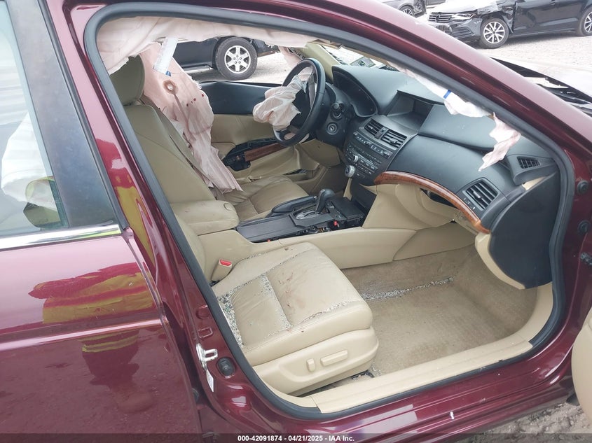 2011 HONDA ACCORD VIN: 1HGCP2F8XBA009322