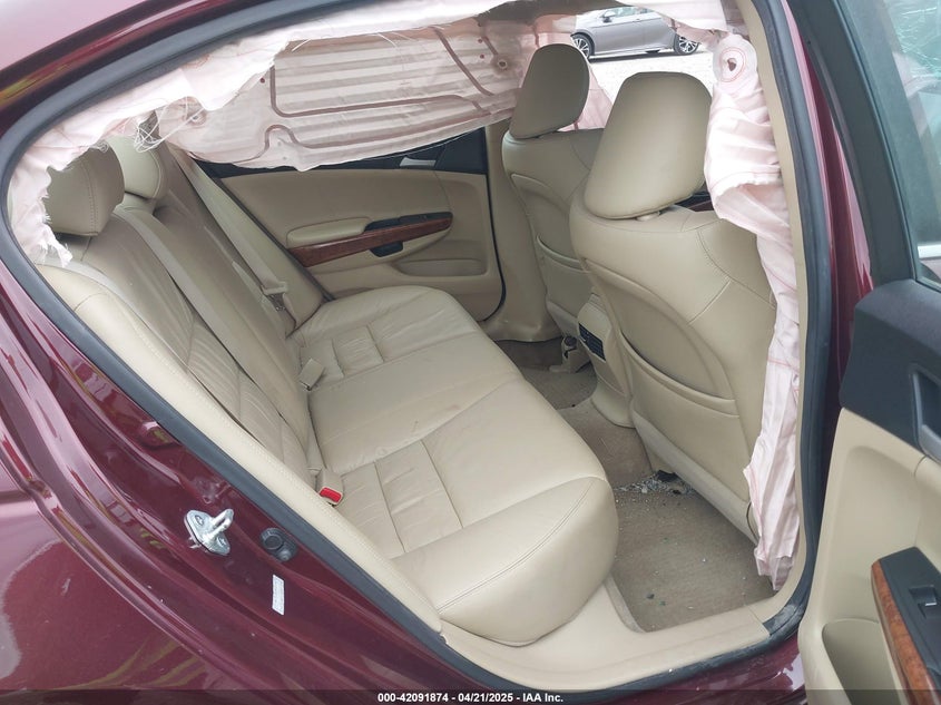2011 HONDA ACCORD VIN: 1HGCP2F8XBA009322