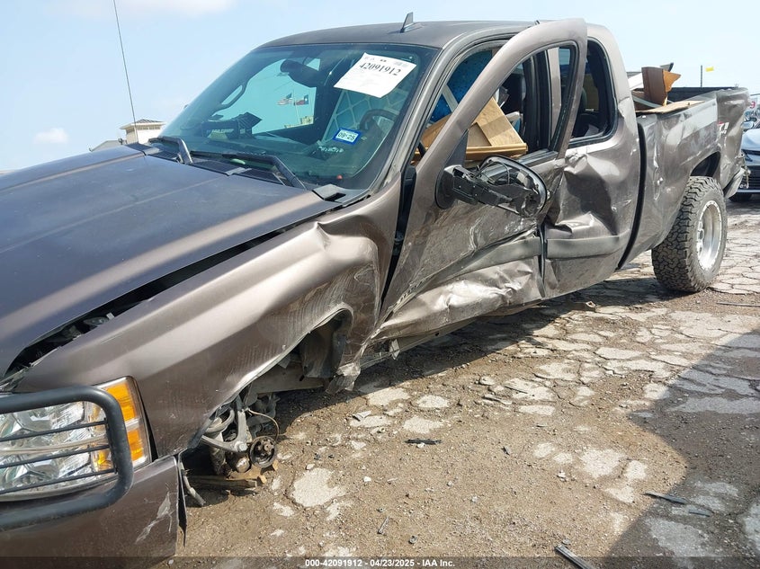 2008 CHEVROLET SILVERADO VIN: 1GCEK19008Z107923