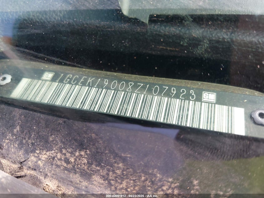 2008 CHEVROLET SILVERADO VIN: 1GCEK19008Z107923