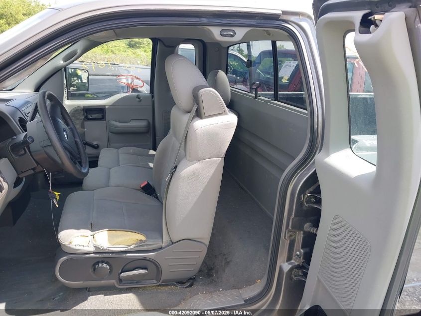 2004 Ford F-150 Stx/Xl/Xlt VIN: 1FTRF12W24NC11903 Lot: 42092090