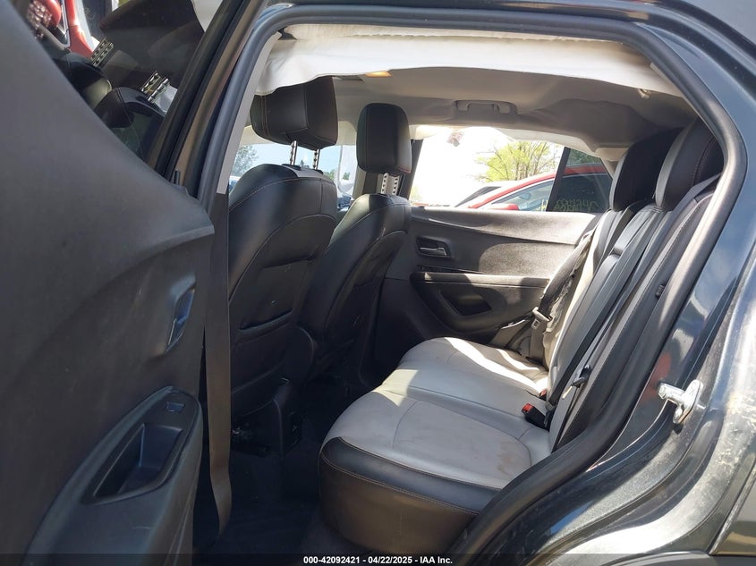 VIN 3GNCJLSB7JL264659 2018 CHEVROLET TRAX LT