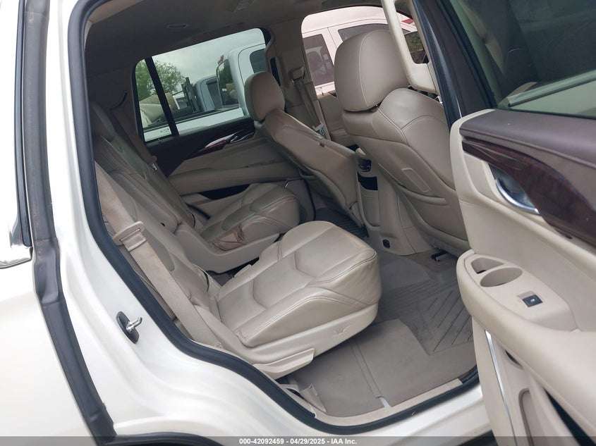 2015 CADILLAC ESCALADE LUXURY - 1GYS3MKJ0FR735461