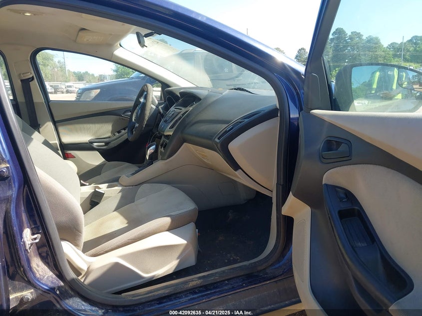 2012 FORD FOCUS VIN: 1FAHP3F27CL156621