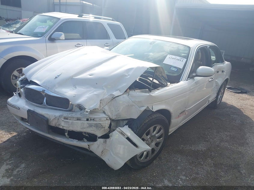 JAGUAR XJ8 2004 VIN SAJWA71C14SG27541