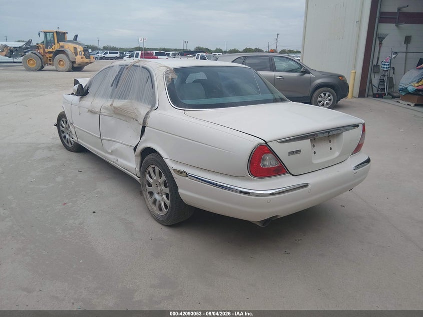 2004 JAGUAR XJ — zdjęcie 3