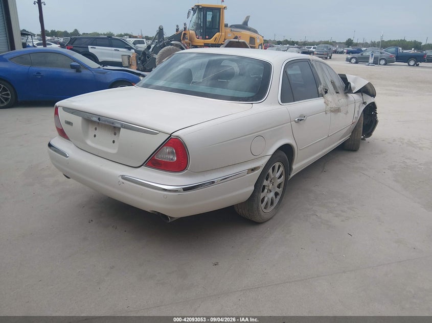 2004 JAGUAR XJ — zdjęcie 4