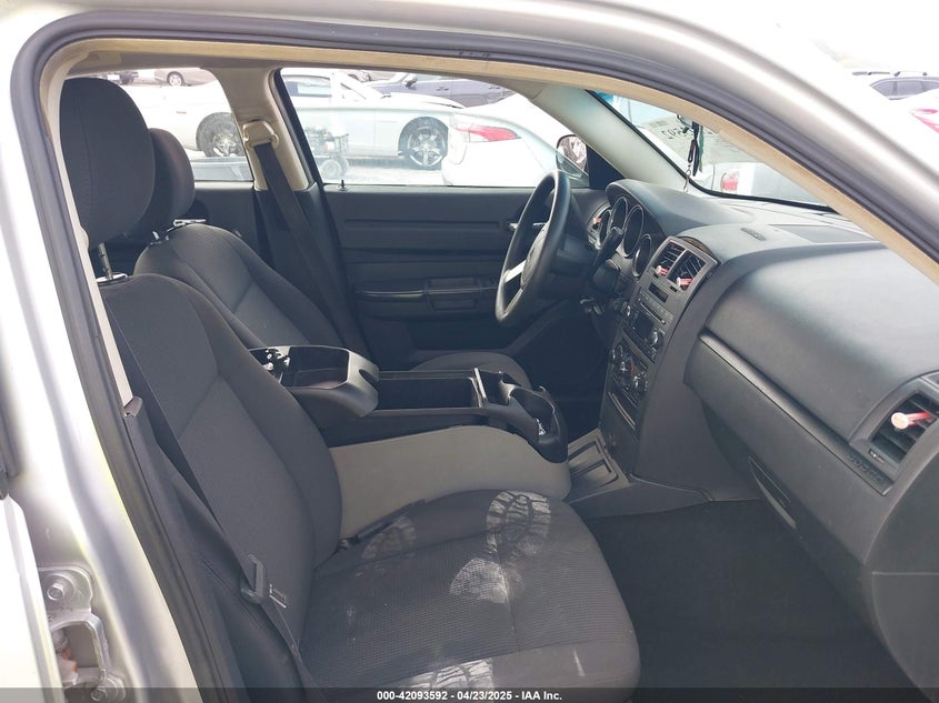2008 DODGE CHARGER VIN: 2B3LA43G78H180502