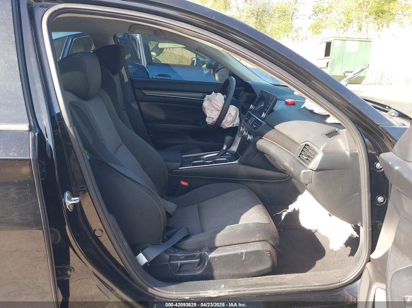 2018 HONDA ACCORD VIN: 1HGCV1F13JA039120
