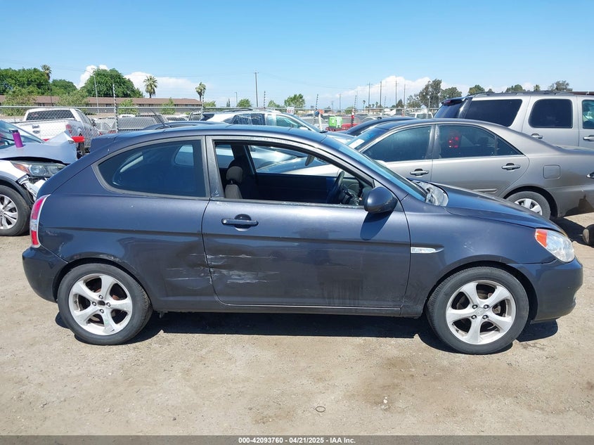 2007 Hyundai Accent Se VIN: KMHCN36C37U031369 Lot: 42093760