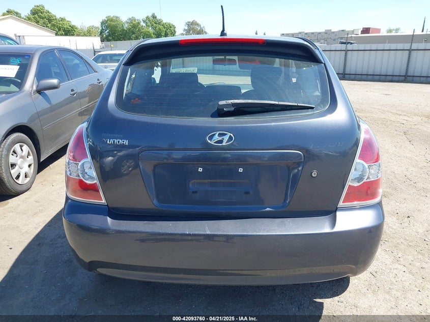 2007 Hyundai Accent Se VIN: KMHCN36C37U031369 Lot: 42093760