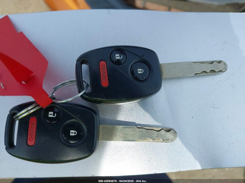 2010 HONDA FIT VIN: JHMGE8H40AC021273