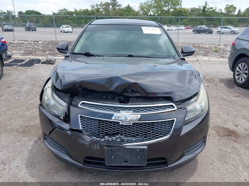 2014 CHEVROLET CRUZE VIN: 1G1PE5SB6E7110425