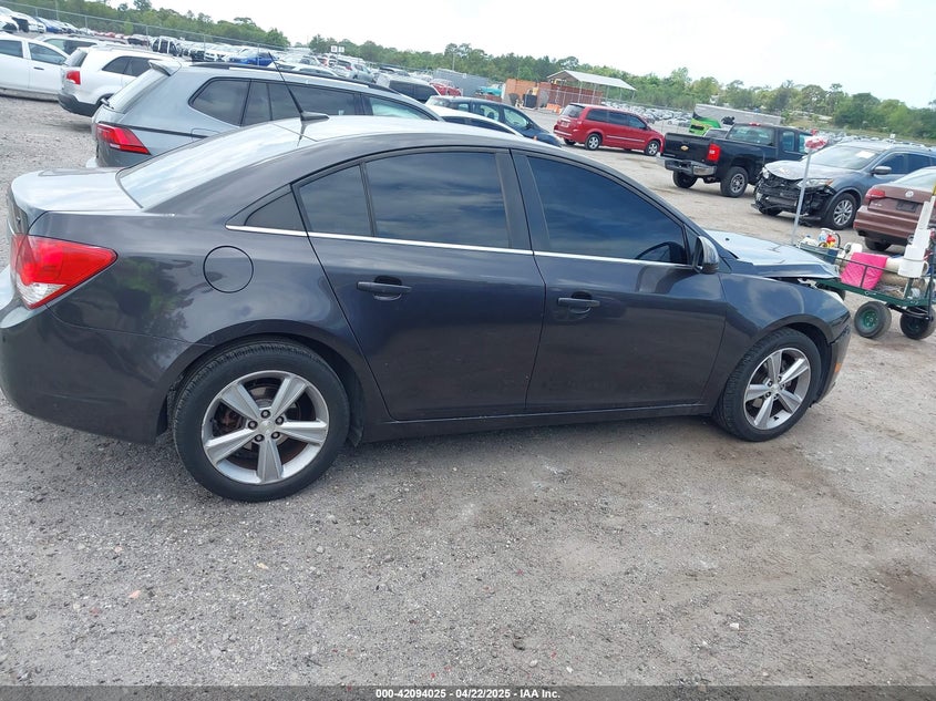 2014 CHEVROLET CRUZE VIN: 1G1PE5SB6E7110425