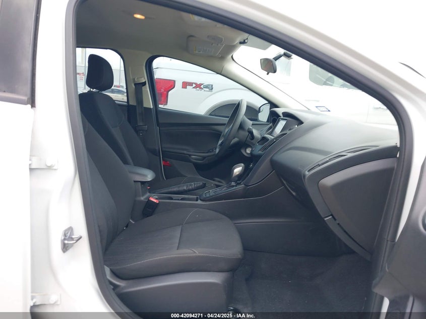 2018 FORD FOCUS VIN: 1FADP3F22JL292697
