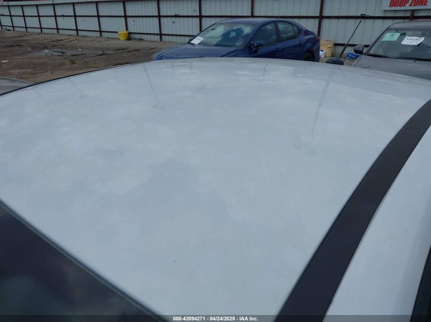 2018 FORD FOCUS VIN: 1FADP3F22JL292697