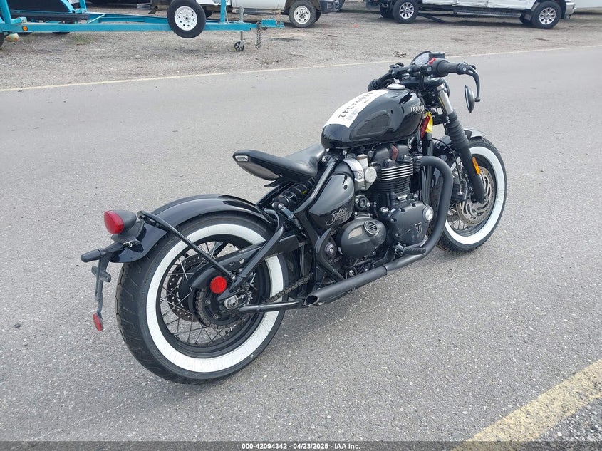 2019 TRIUMPH MOTORCYCLE BONNEVILLE BOBBER BLACK - SMTD53HL2KT905393