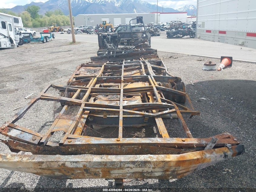 2015 Ford E-350 Stripped VIN: 1FC3E3KS0FDA11337 Lot: 42094394