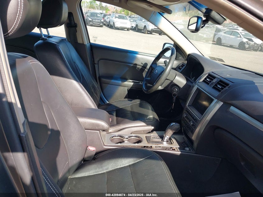 2011 FORD FUSION VIN: 3FADP0L34BR290335