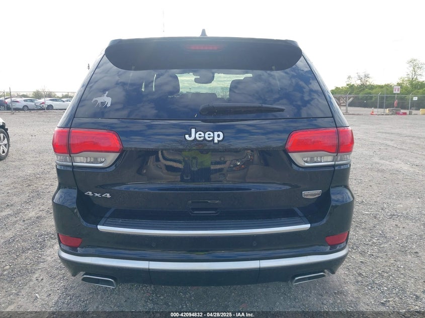2017 JEEP GRAND CHEROKEE VIN: 1C4RJFJG2HC843906