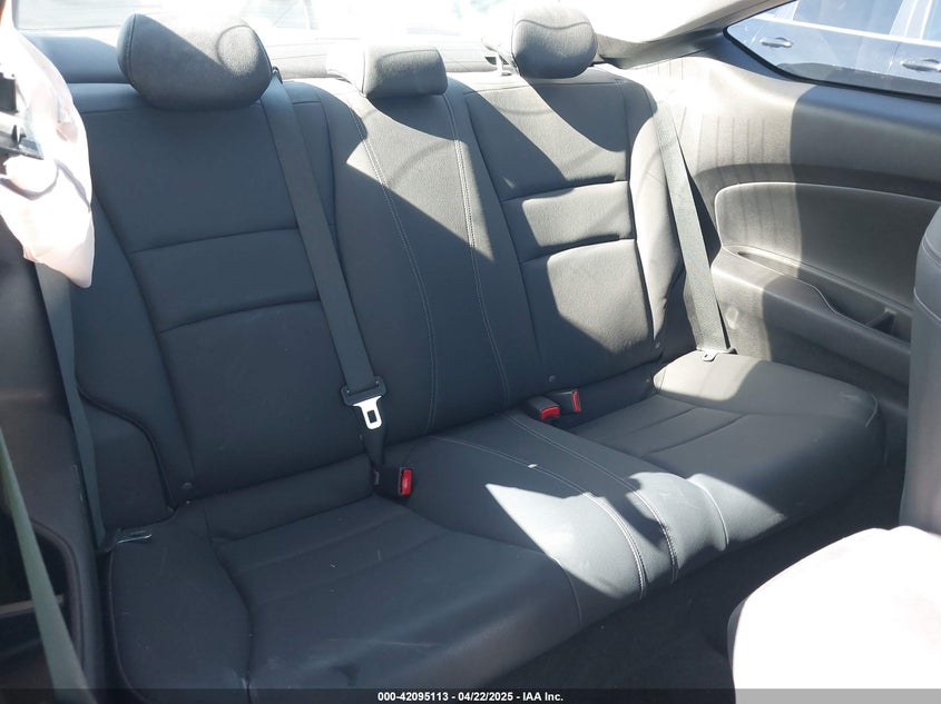 2013 HONDA ACCORD VIN: 1HGCT1B85DA021392