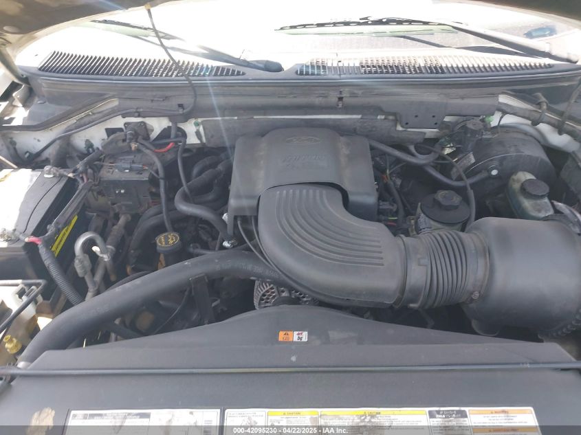 2002 Ford Expedition Xlt VIN: 1FMRU15W62LA54592 Lot: 42095230