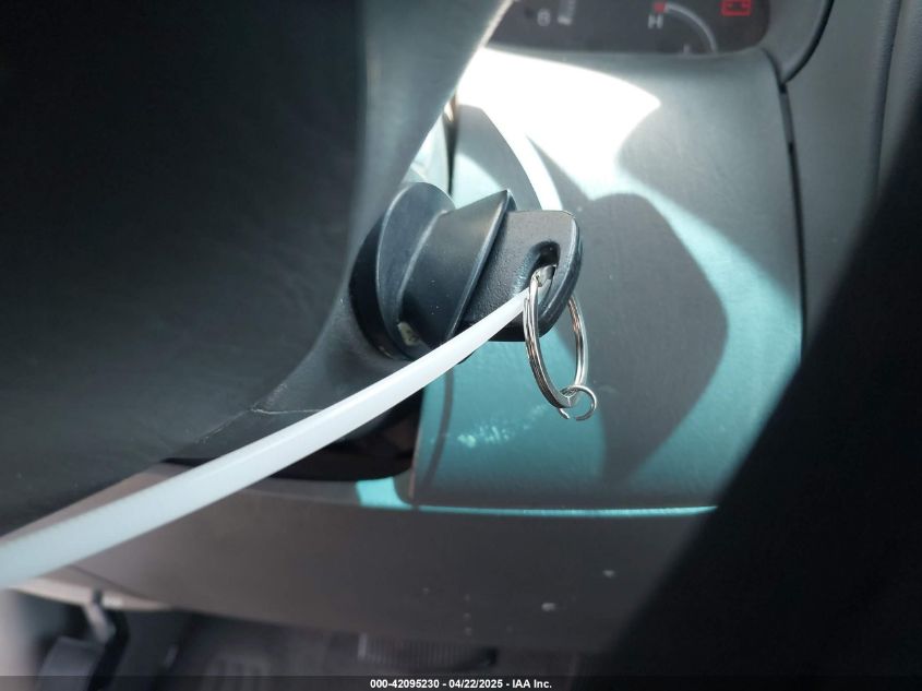 2002 Ford Expedition Xlt VIN: 1FMRU15W62LA54592 Lot: 42095230