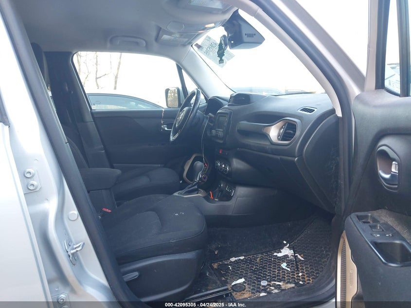 2016 JEEP RENEGADE LATITUDE - ZACCJBBT6GPD21994