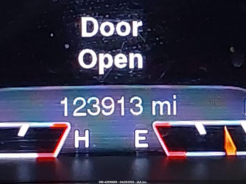 2018 Jeep Cherokee Limited 4X4 VIN: 1C4PJMDX1JD607707 Lot: 42095889