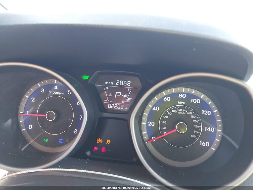 2014 HYUNDAI ELANTRA VIN: KMHDH4AE3EU215699