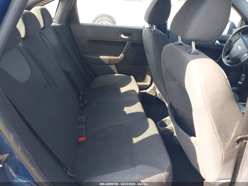 2009 FORD FOCUS VIN: 1FAHP36N89W125573