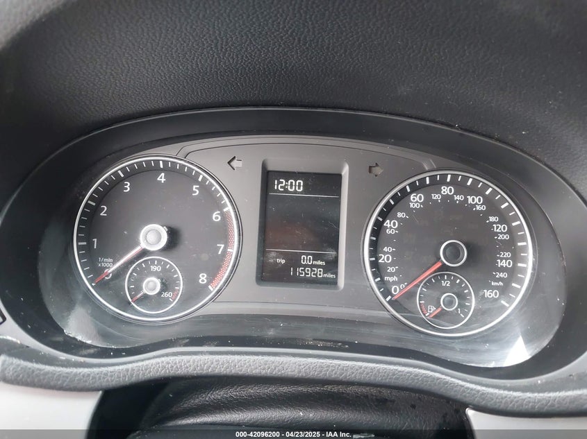 2015 VOLKSWAGEN PASSAT 1.8T LIMITED EDITION/1.8T S/1.8T WOLFSBURG EDITION - 1VWAS7A3XFC100109