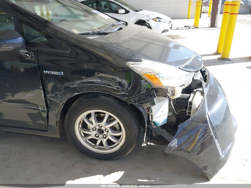 2015 TOYOTA PRIUS V VIN: JTDZN3EU5FJ030605