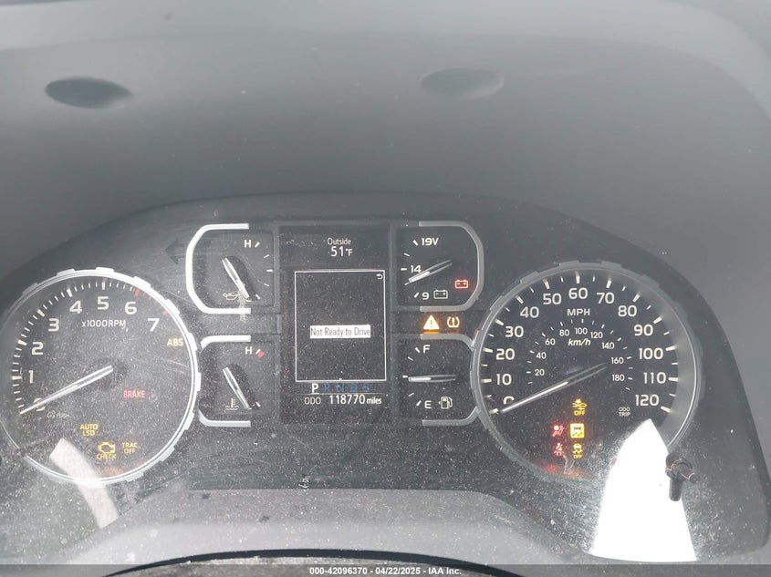 2019 TOYOTA TUNDRA SR5 5.7L V8 - 5TFUW5F11KX807277