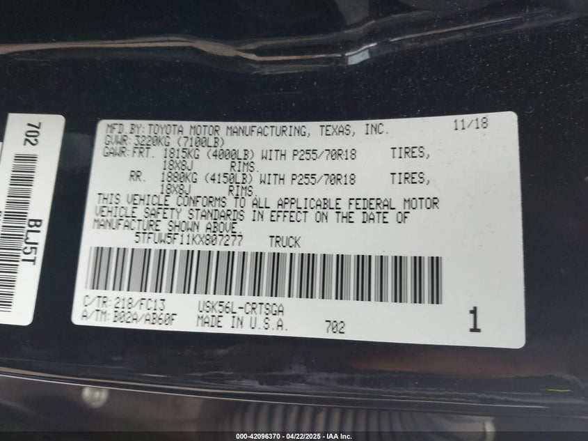 2019 TOYOTA TUNDRA SR5 5.7L V8 - 5TFUW5F11KX807277