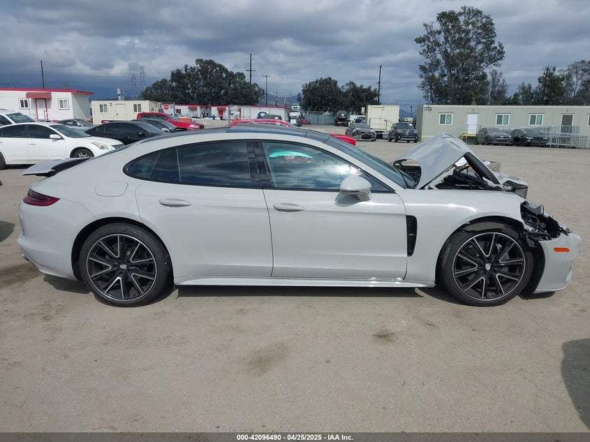 2018 PORSCHE PANAMERA 4S - WP0AB2A77JL136843