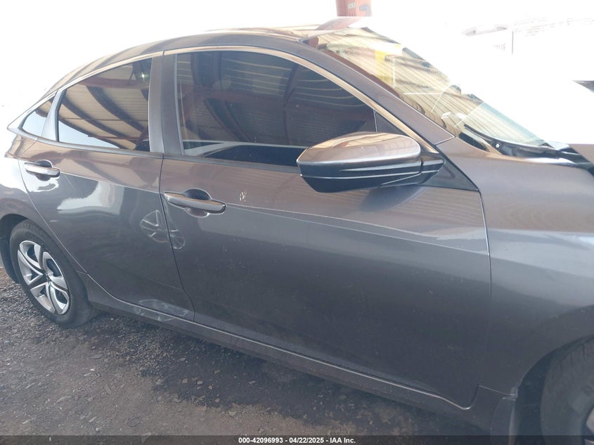 2017 HONDA CIVIC VIN: 19XFC2F55HE037158