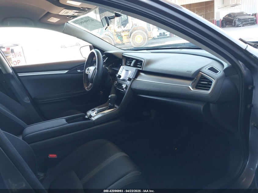 2017 HONDA CIVIC VIN: 19XFC2F55HE037158