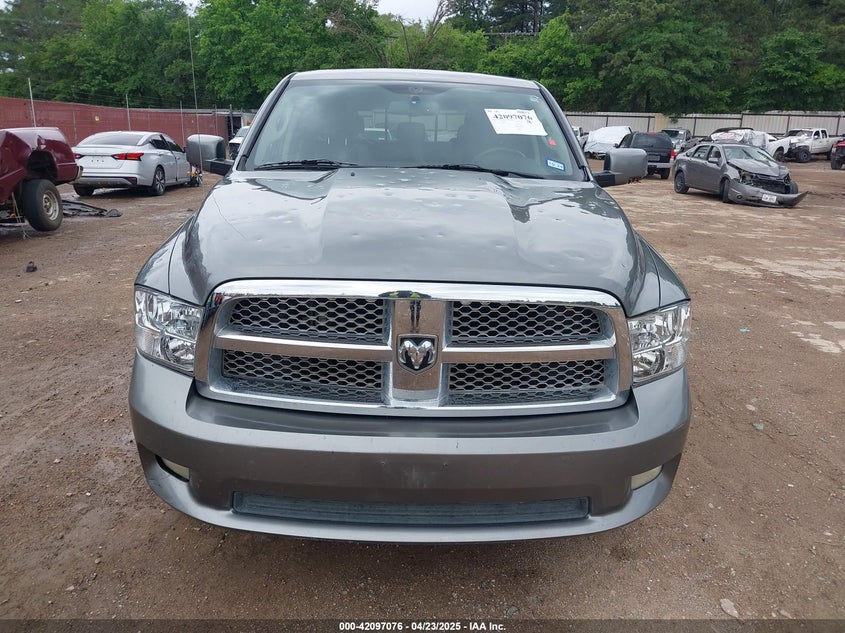 2009 DODGE RAM 1500 VIN: 1D3HB13T19S738309