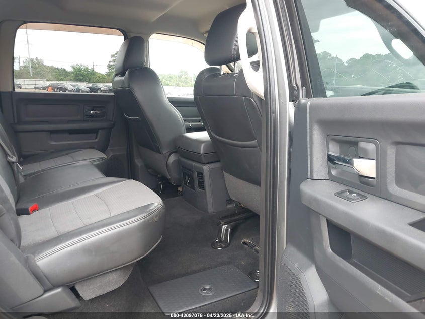 2009 DODGE RAM 1500 VIN: 1D3HB13T19S738309