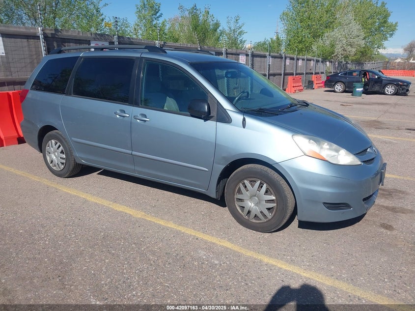 2008 TOYOTA SIENNA