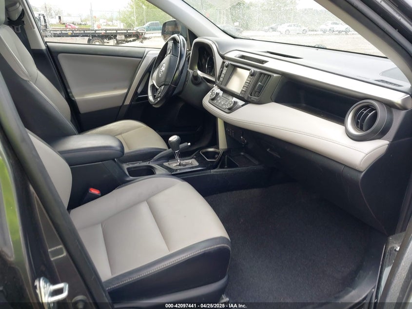 2018 TOYOTA RAV4 LIMITED - JTMYFREV3JJ176885