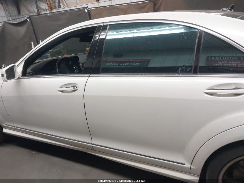 2011 Mercedes-Benz S 63 Amg VIN: WDDNG7EB7BA402556 Lot: 42097570