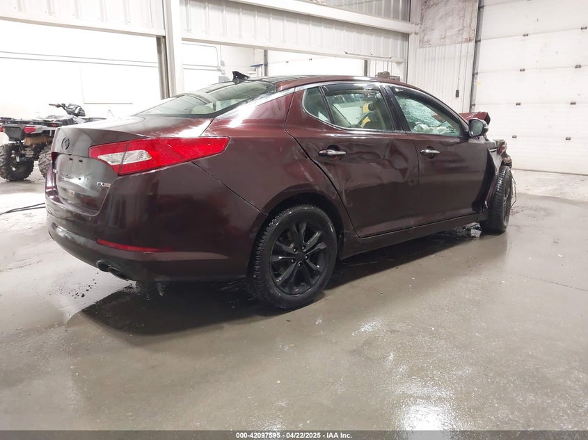 2011 KIA OPTIMA VIN: KNAGN4A70B5108513