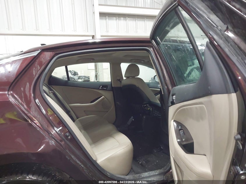 2011 KIA OPTIMA VIN: KNAGN4A70B5108513