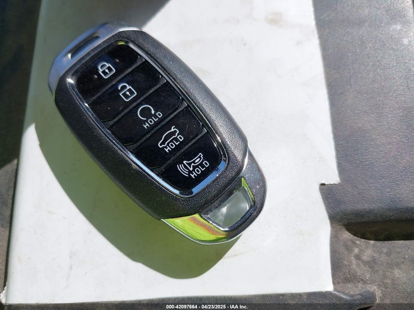 2022 HYUNDAI ELANTRA VIN: KMHLM4AJ0NU013598