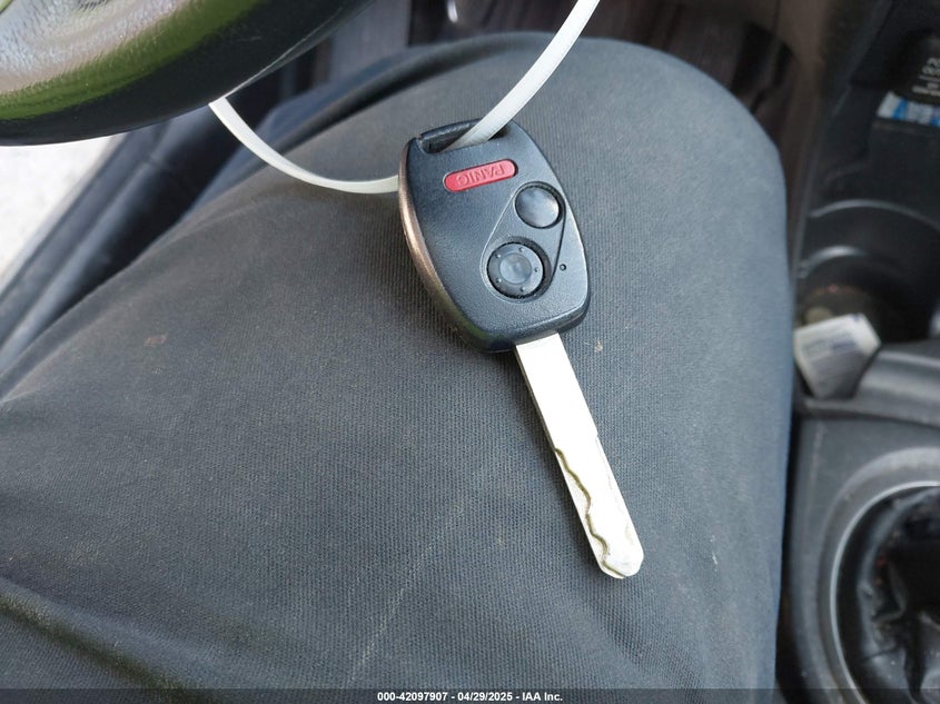 2009 HONDA FIT VIN: JHMGE874X9S002748