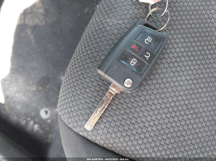 2019 VOLKSWAGEN JETTA VIN: 3VWC57BU9KM055017