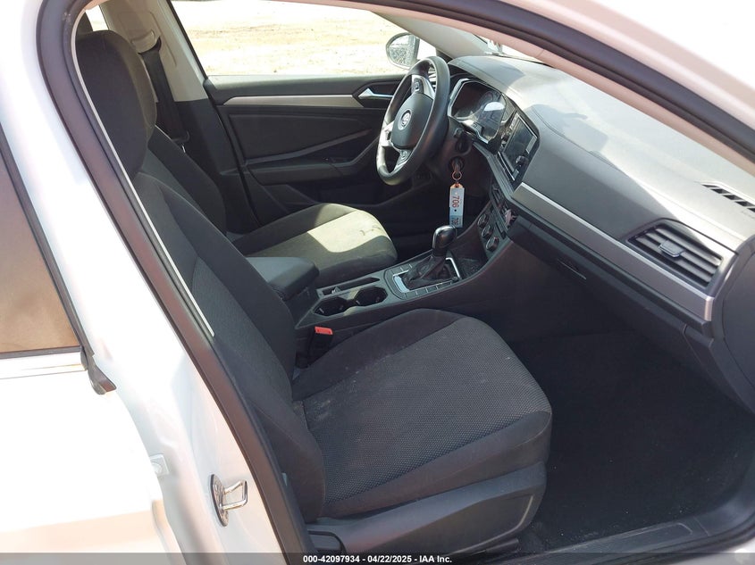 2019 VOLKSWAGEN JETTA VIN: 3VWC57BU9KM055017
